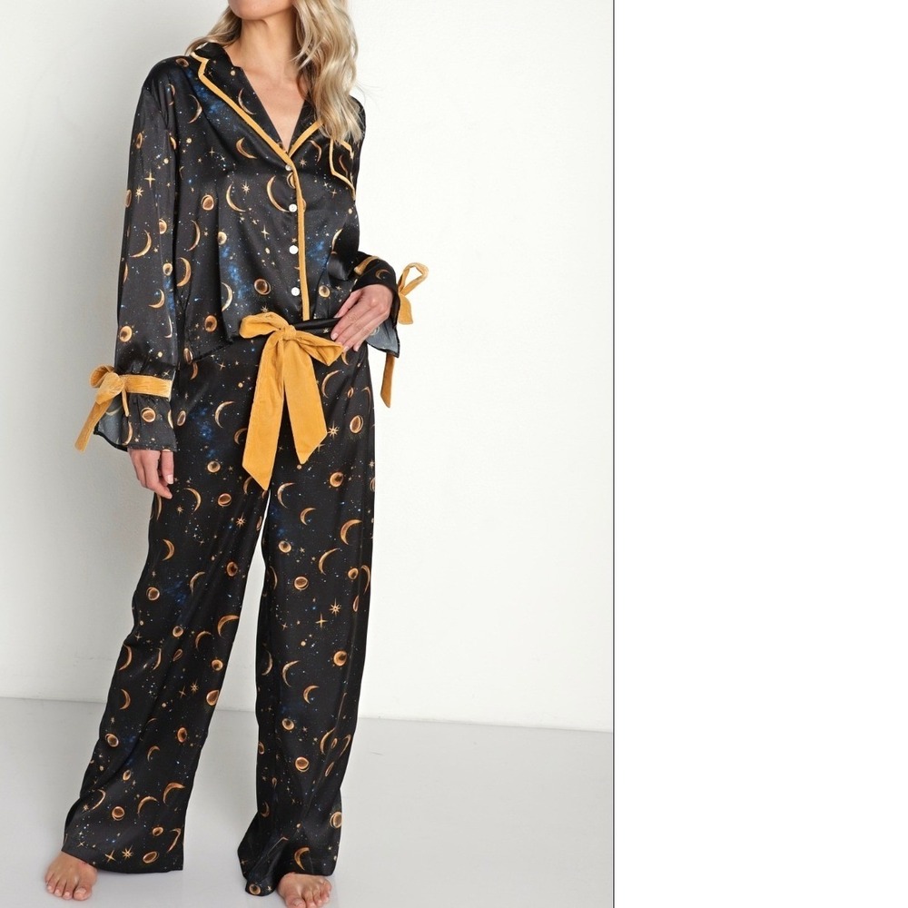 Beach Riot Medium Leanne Brooke Pajama Celestial Moon Star Set Black Gold Velvet